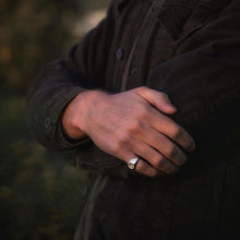 Ilala Palm Signet Ring in 925 Silver