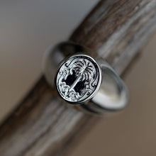 Ilala Palm Signet Ring in 925 Silver
